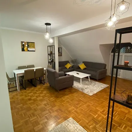 Apartment Stylish 3br In Center 6 Guests Wifi Skopje