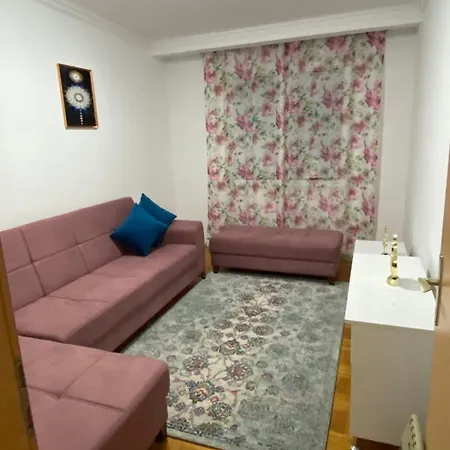 Stylish 3br In Center 6 Guests Wifi Skopje